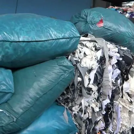 Raw materials (textile waste)